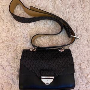 Michael Kors Fanny Pack